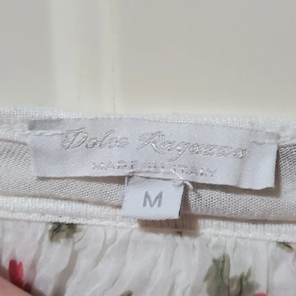 💥Sale 3/$30 Dolce Ragazza Floral Cold Shoulder Short Sleeve Blouse - Picture 3 of 4